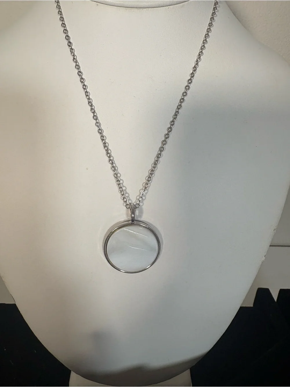 paparazzi Mother-of-Pearl Pendant Necklace with Earrings, Ring, and Braclet